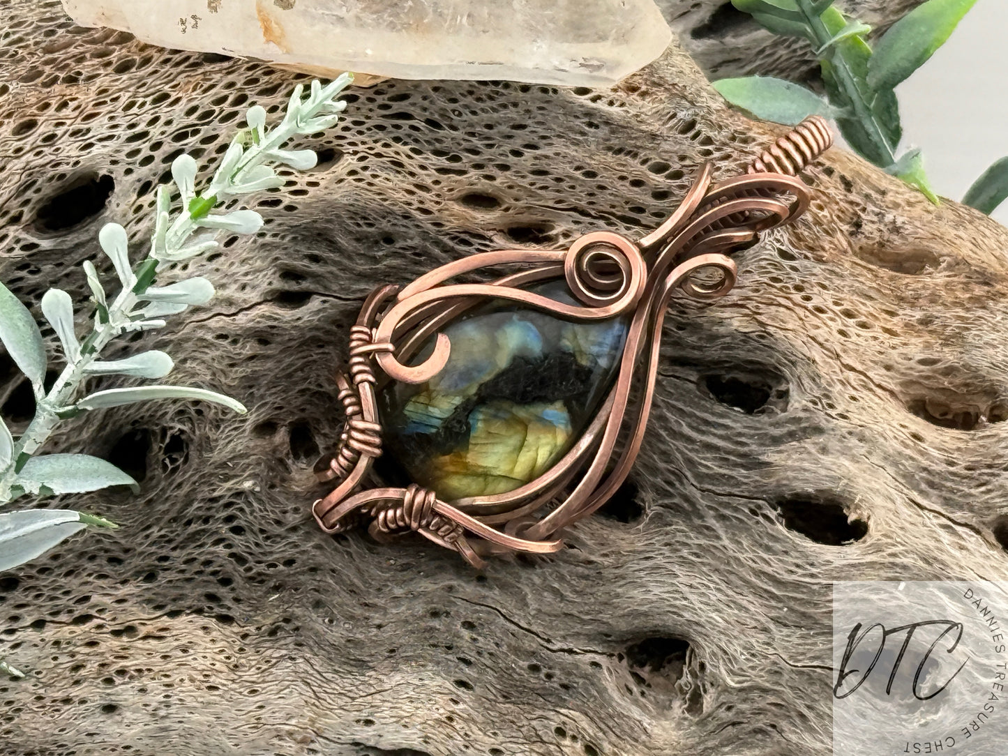 Labradorite Pendant