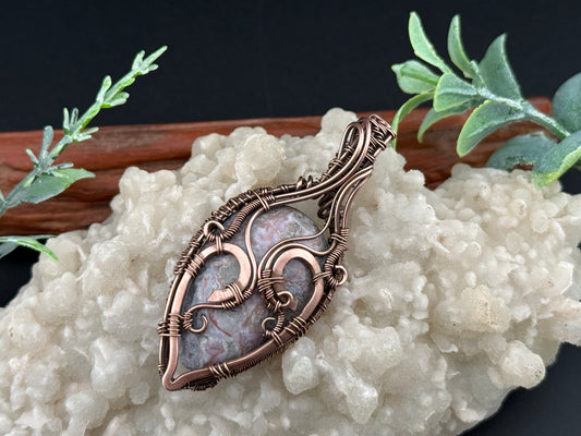 Purple Lace Agate Pendant