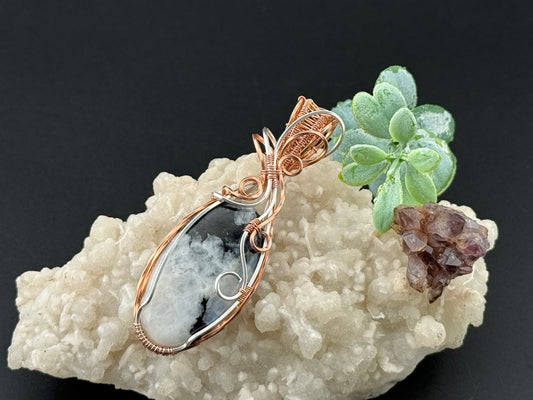 Rainbow Moonstone Pendant
